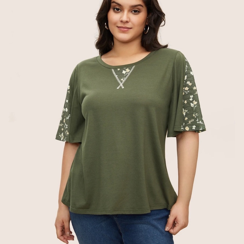 BloomChic Plus Size 2XL Ditsy Floral Patchwork Round Neck T-shirt us18-20